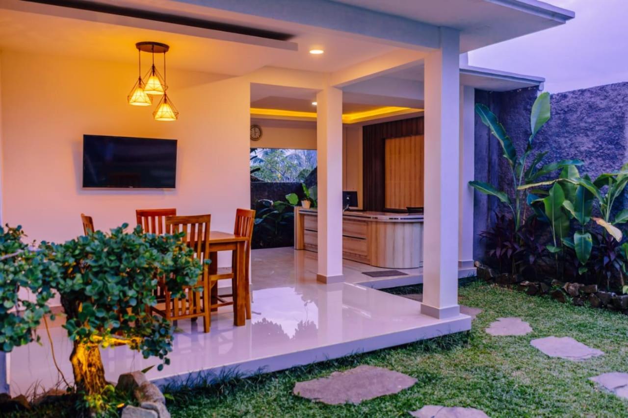 The Sidemen Villa Ngoại thất bức ảnh
